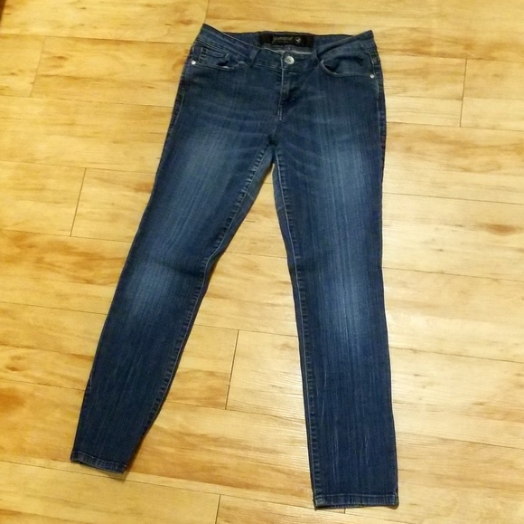 Grane Skinny Jeans - Picture 2 of 7